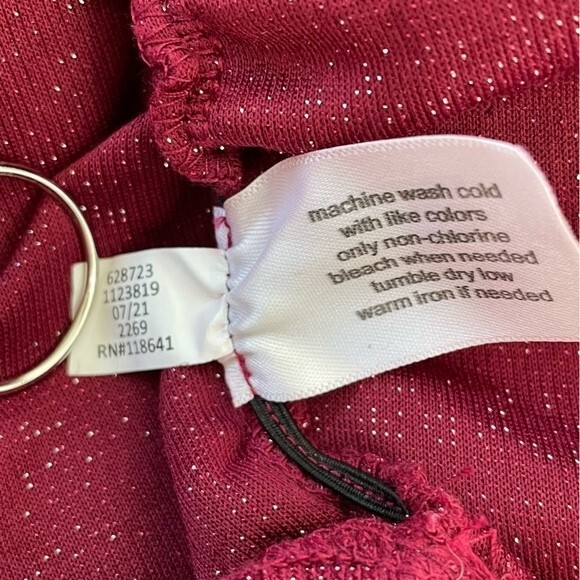 Lane Bryant Mock-Neck Keyhole Top With Ruched Sides Size 26 / 28 Holiday Red - Picture 13 of 13